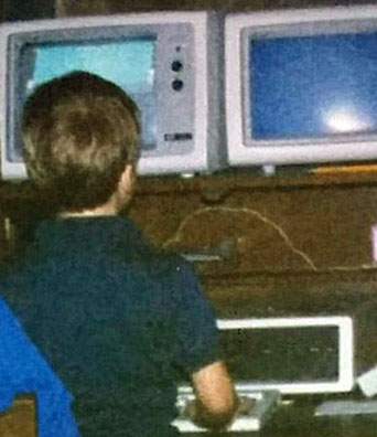Dual screens way before it was cool